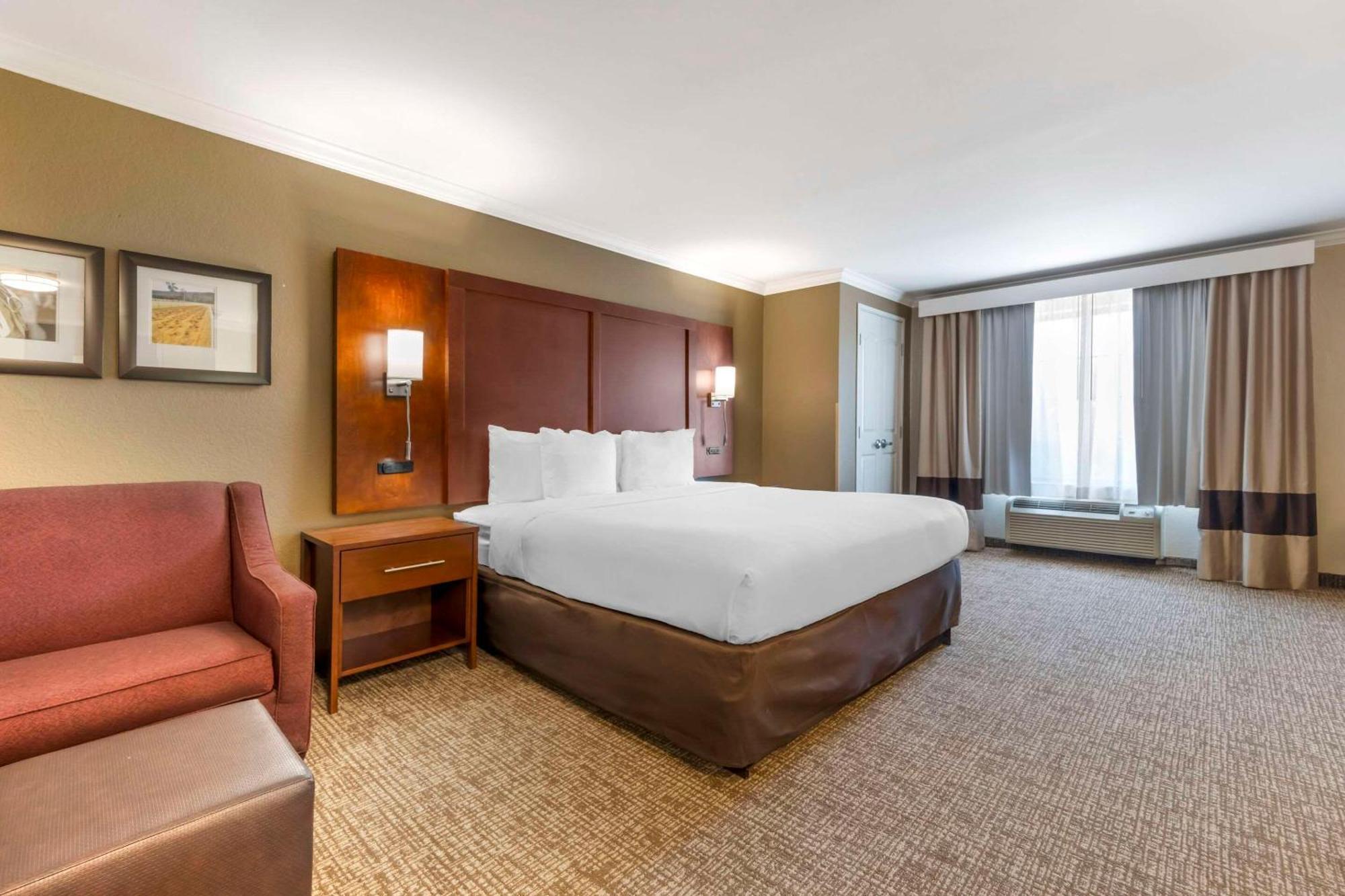 Comfort Suites Elizabethtown Εξωτερικό φωτογραφία